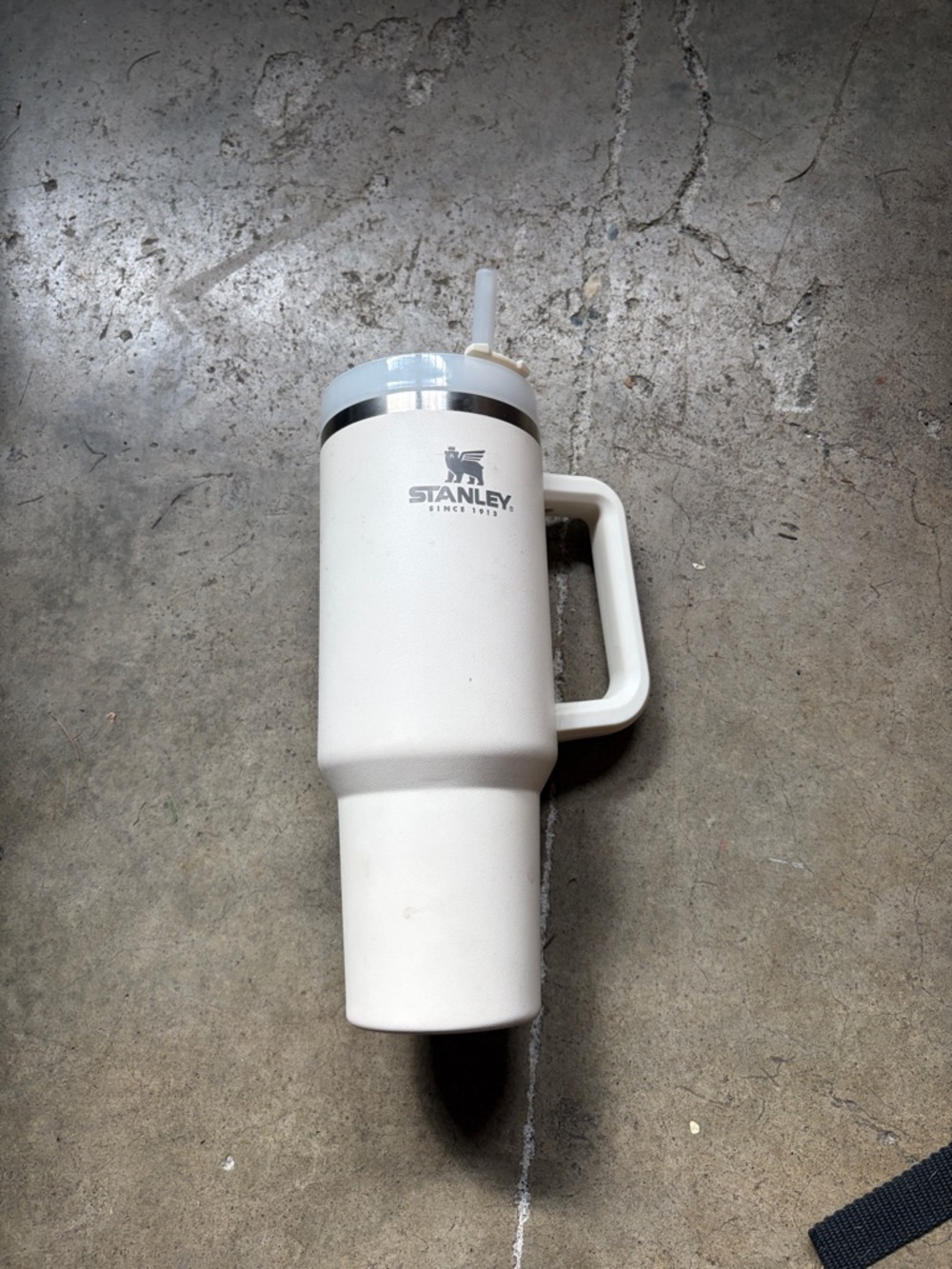 Stanley White Insulated Travel Mug with Handle and Straw